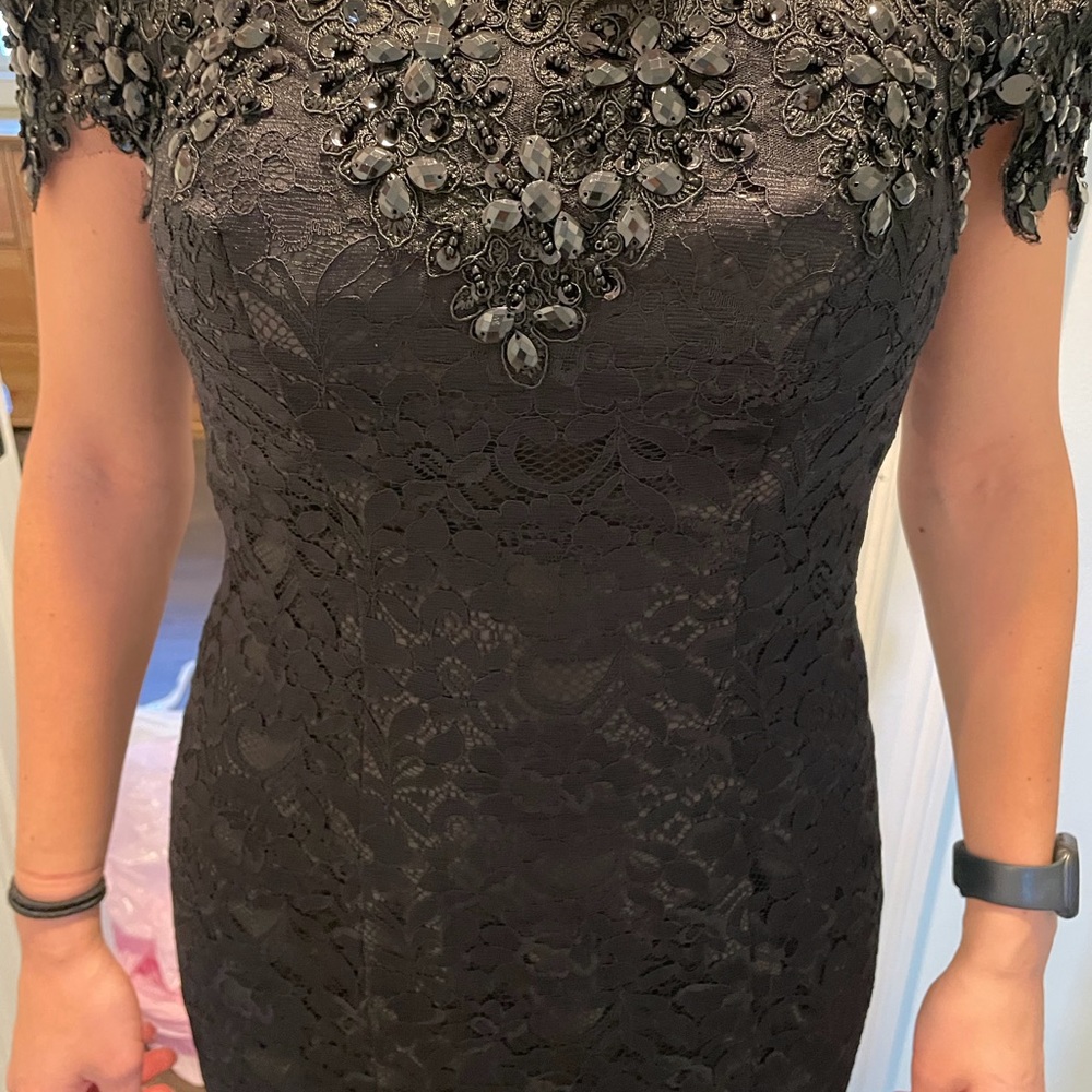 Black formal/ prom dress, size 4-8